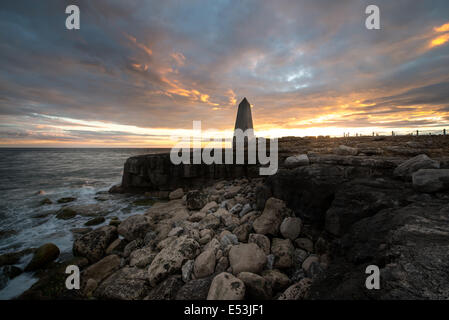 Portland Bill sotto il cielo nuvoloso Foto Stock