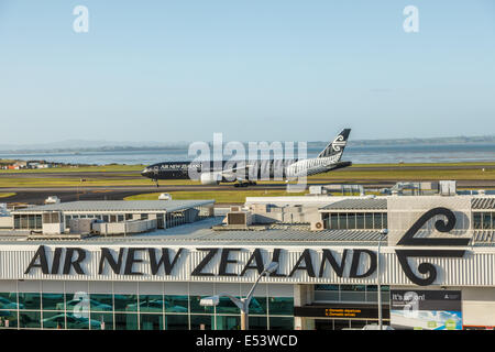 Aria Nuova Zelanda Domestic Terminal all'Aeroporto Internazionale di Auckland,AKL,Auckland,Nord, Isola, Nuova Zelanda, Oceania Foto Stock