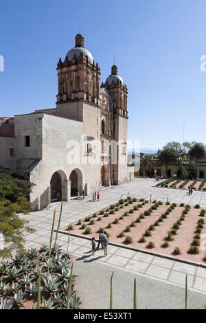 Chiesa di Santo Domingo de Guzman nel Centro Historico Foto Stock