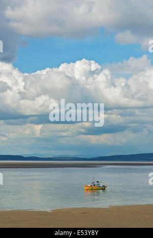 Barca da pesca ormeggiate a Morecambe, Lancashire, Inghilterra, Regno Unito Foto Stock