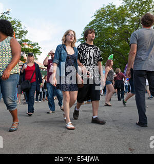 Le persone al Summerfest di Milwaukee, Wisconsins, STATI UNITI D'AMERICA. Foto Stock