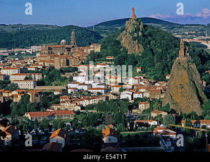 Vista aerea di Le Puy-en-Velay, Haute Loire, Francia Foto Stock