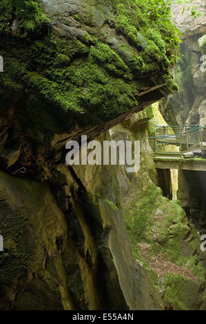 "Orrido di Bellano', una naturale gola scavata dal fiume Pioverna vicino al lago di Como, Italia Foto Stock