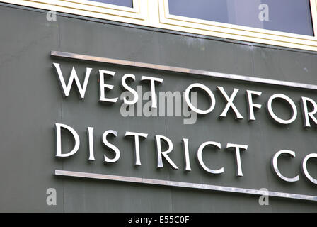 West Oxfordshire distretto segno del Consiglio Foto Stock