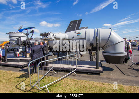 F3-5 JSF joint strike fighter Lightning ll motore e della cellula display a Farnborough International Air Show il 15 Luglio 2014 Foto Stock