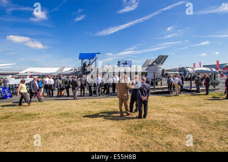 F3-5 JSF joint strike fighter Lightning ll motore e della cellula display a Farnborough International Air Show il 15 Luglio 2014 Foto Stock