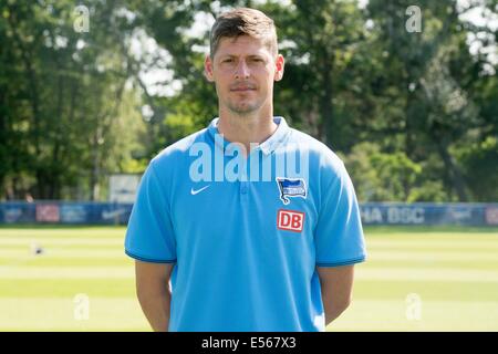 Calcio tedesco Bundesliga - Photocall Hertha BSC Berlino il 11 luglio 2014 a Berlino, Germania: il portiere Coach Richard GOLZ. Foto Stock