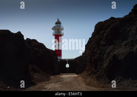 Faro di Punta Teno. Tenerife, Isole Canarie, Oceano Atlantico, Spagna, Europa. Foto Stock