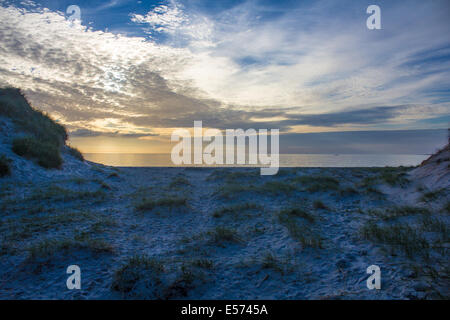 Tramonto su Berneray west beach Foto Stock