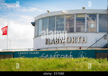 Il Labworth Cafe, Western Esplanade, Canvey Island, Essex, Gran Bretagna. Foto Stock