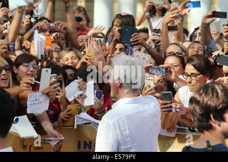 Giffoni Valle Piana, Italia. 22 Luglio, 2014. Italia - Giffoni Valle Piana - Richard Gere a Giffoni Film Festival 2014. In questa foto: Richard Gere e ventole Credito: Marco Cantile/NurPhoto/ZUMA filo/Alamy Live News Foto Stock