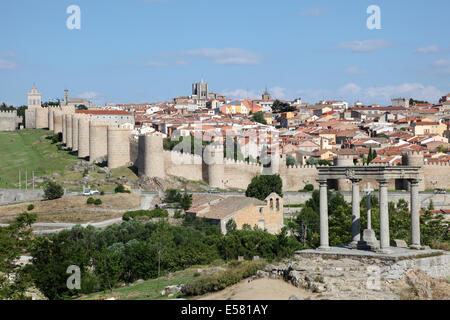 Vista la medievale città spagnola Avila, Castiglia e Leon, Spagna Foto Stock