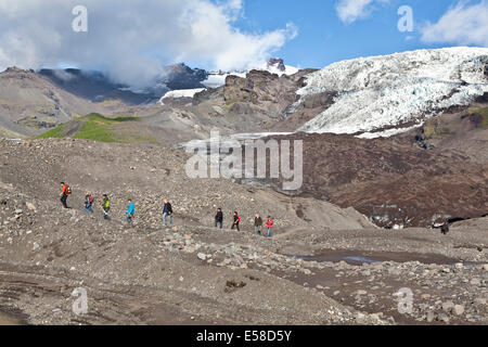 Esplorare Virkisjokull, ghiacciaio, Islanda Foto Stock