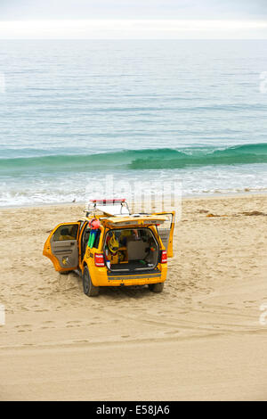 Bagnino di salvataggio di un SUV su Hermosa Beach. Foto Stock