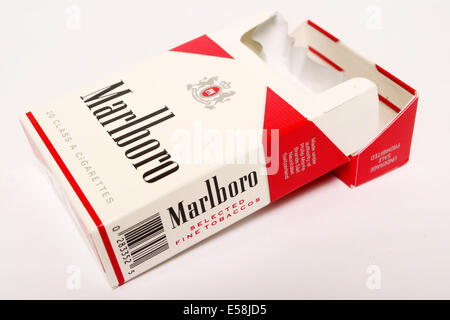 Pacchetto di marlboro sigarette Foto Stock