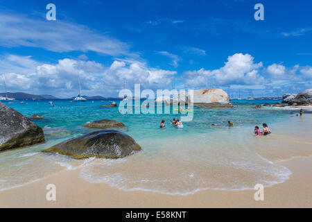 I bagni sull'isola caraibica di Virgin Gorda nelle Isole Vergini Britanniche Foto Stock