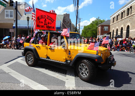 Shriners Boumi Hillbilly Clan #67 prendere parte in quarta di luglio Giorno Di Indipendenza parate, Catonsville, Maryland, Stati Uniti d'America Foto Stock
