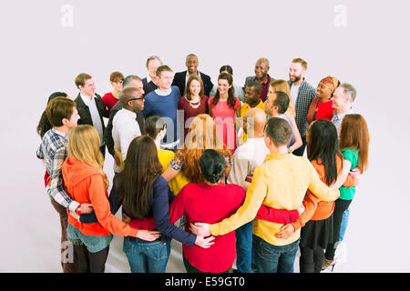 La gente di affari in huddle Foto Stock