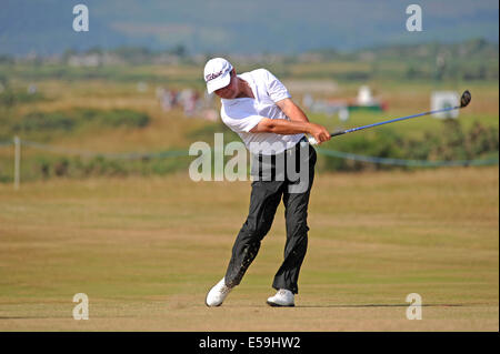 Porthcawl, Wales, Regno Unito. Il 24 luglio, 2014. Contrassegnare Belsham di Inghilterra sul tredicesimo foro durante il giorno uno dei Senior Open Golf Tournament al Royal Porthcawl Golf Club in Galles del Sud di questo pomeriggio. Credito: Phil Rees/Alamy Live News Foto Stock