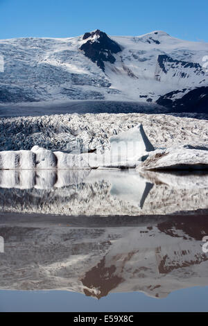 Fjallsarlon lago glaciale - Fjallsjokull ghiacciaio Vatnajokull National Park - Sud dell'Islanda Foto Stock