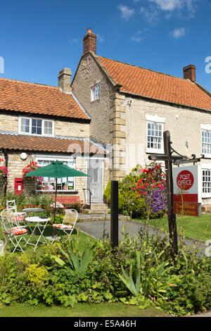 Middleton Post Office e salotto da tè vicino a Pickering in North Yorkshire. Foto Stock