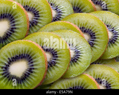 Close up di fettine di kiwi Foto Stock