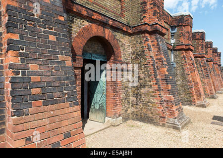 Rivista di polvere da sparo, Tilbury Fort, Essex, Inghilterra, Regno Unito. Foto Stock