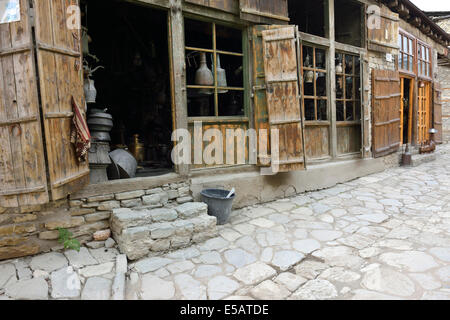 Ramaio workshop, Lahic, Azerbaigian Foto Stock