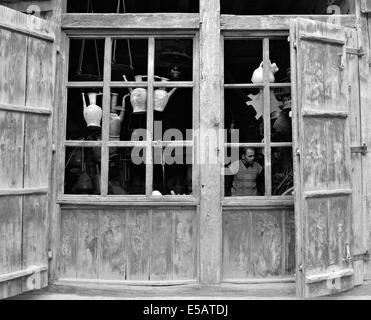 Ramaio workshop, Lahic, Azerbaigian Foto Stock