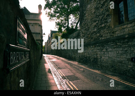 Pressione atmosferica Street, Oxford, England, Regno Unito Foto Stock