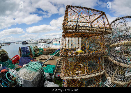 L'area del lungomare di Torquay Harbour Foto Stock