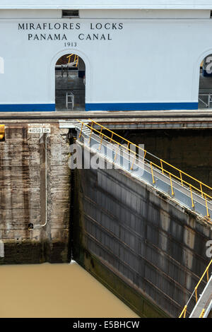 Miraflores Locks, Panama Canal Foto Stock