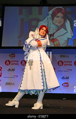 Londra, Regno Unito. Il 26 luglio 2014. Cosplayers a Hyper Giappone 2014, cultura giapponese in mostra a Earls Court a Londra Credito: Paul Brown/Alamy Live News Foto Stock