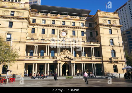 La Customs House di Sydney, costruita nel 1845, è un edificio storico inizialmente utilizzato per il commercio in australia presso Alfred Street Circular Quay Foto Stock