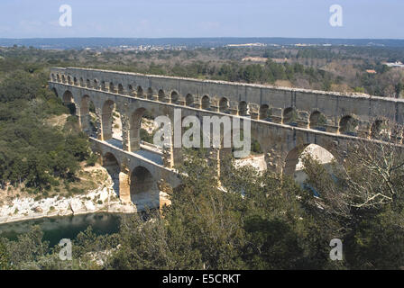 Pont du Gard, acquedotto romano da AD 1° secolo, vicino Vers, Gard, Francia Foto Stock