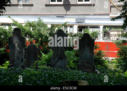 Lesser Town cimitero (Malostransky hrbitov) è visto a Praga, Repubblica ceca, 24 luglio 2014. (CTK foto/Katerina Sulova) Foto Stock