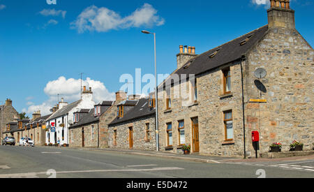 DUFFTOWN ABERDEENSHIRE Scozia strada tipica e case Foto Stock