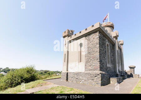 Il fossato (motte), Donaghadee costruito nel 1818 per memorizzare gli esplosivi utilizzati per la costruzione del porto. Foto Stock