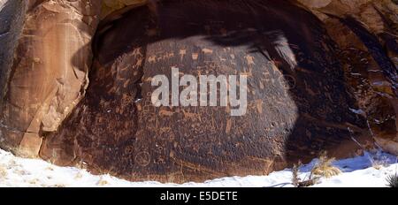 Newspaper Rock in Utah, Stati Uniti d'America Foto Stock