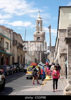 Scena di strada - Arequipa, Perù Foto Stock