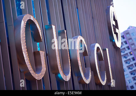 I cristalli, cristalli a Centro città Centro commerciale per lo shopping e divertimento si trova nella Strip di Las Vegas in paradiso, Nevada USA Foto Stock