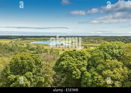 SPYNIE PALACE vicino al Elgin MORAY vista dalla torre Davids attraverso di SPYNIE LOCH Foto Stock