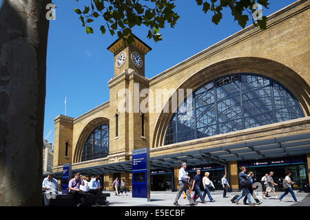 Stazione di King Cross, vista in alzato frontale. Foto Stock