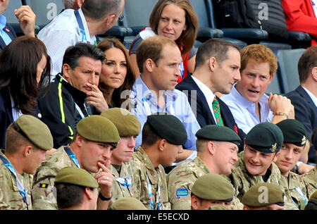 Glasgow, Scotland, Regno Unito. 29 Luglio, 2014. Sebastian Coe, Duca e Duchessa di Cambridge e il principe Harry avvistamento a Giochi del Commonwealth, Glasgow, Scozia il 29 luglio 2014. Credito: KEITH MAYHEW/Alamy Live News Foto Stock