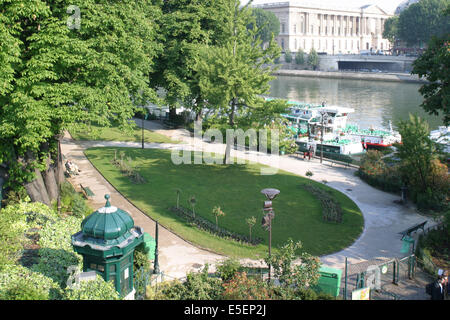 Francia, parigi 1e, ile de la CITE, Square du vert galant, jardin, seine, Pont Neuf, musee du louvre au fond, Foto Stock