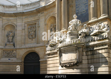 Francia, parigi 7e, rue de grenelle, fontaine des saisons, dettaglio, sculteur edme bouchardon, Foto Stock