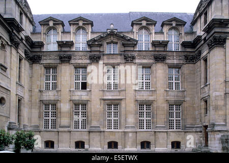 Francia, parigi 4e, le marais, rue Pavee, hotel de lamoignon, bibliotheque historique de la ville de paris BHVP, hotel particulier, facciata sur cour, Foto Stock