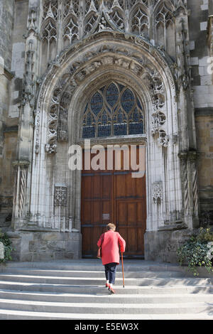 Francia, Haute Normandie, seine Maritime, Pays de bray, neufchatel en bray, eglise, paroissienne, senior, portail, Foto Stock