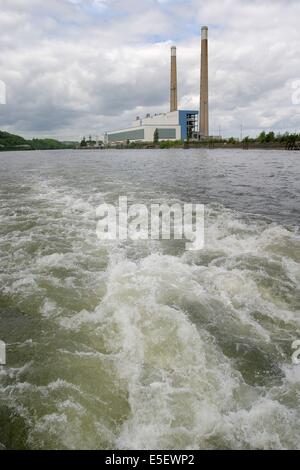 Francia, regione ile de france, yvelines, porcheville, centrale elettrique, thermique, seine, energie, edf, electricite, ambientamento, sviluppo durevole, Foto Stock