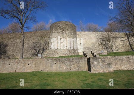 Francia, regione nord, pas de calais, boulogne sur mer, ville haute, remparts, boulevard du Prince, voute, tour, Foto Stock